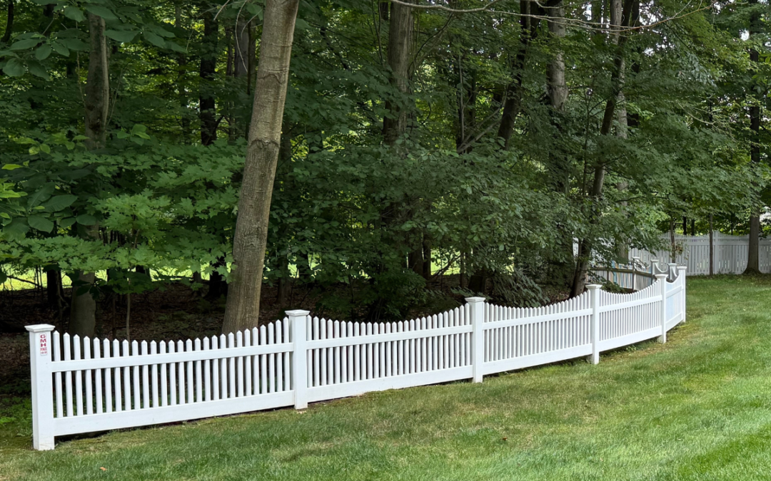 Vinyl Picket Fence – East Longmeadow, MA